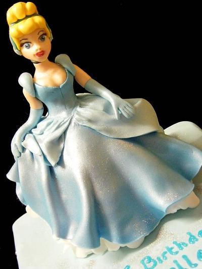 Cinderella - Cake by joanne