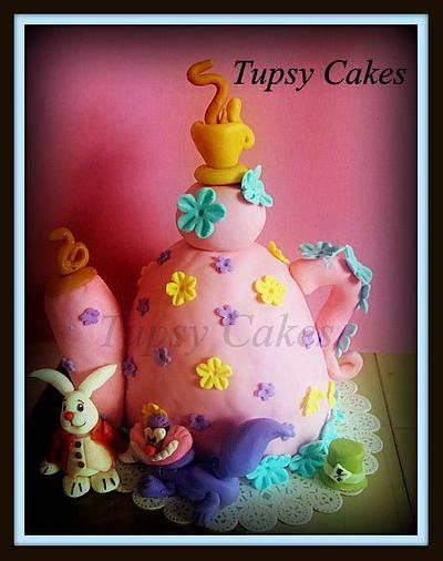 alice in wonder land  cupcake toppers  and cake topper - Cake by tupsy cakes
