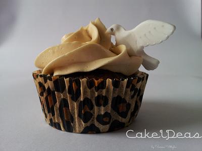 Peanut Butter Cupcakes  - Cake by CakeIDeas