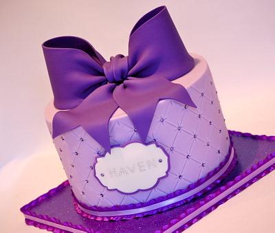 Big Purple Bow! - Cake by Lesley Wright