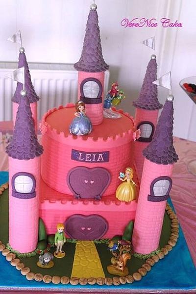Princess Castle Cake - Cake by VereNiceCakes