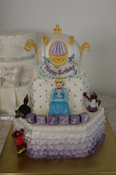 Cinderella birthday - Cake by Kitti Lightfoot