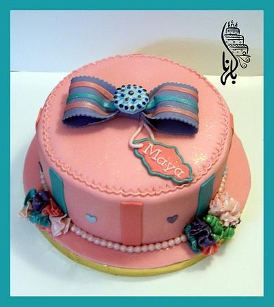 Bow cake - Cake by Dina