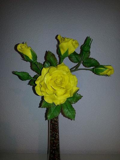 Yellow Roses....  - Cake by Weys Cakes