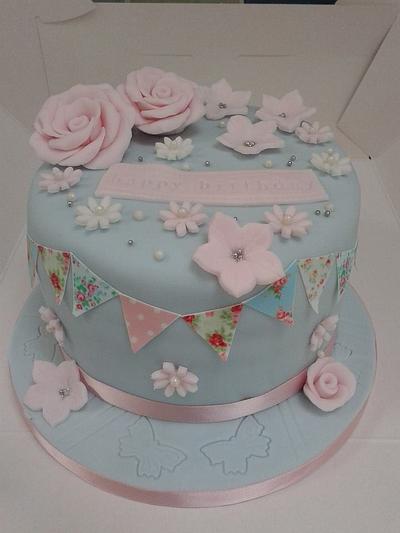 aunties cake - Cake by lucysyummycakes