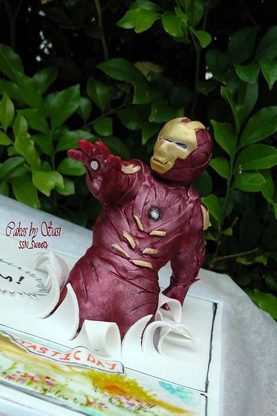 Iron man Comic - Cake by CakesbySasi