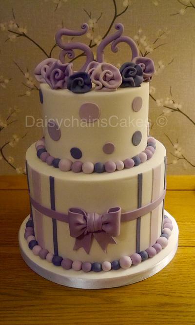 Pretty in purple - Cake by Daisychain's Cakes