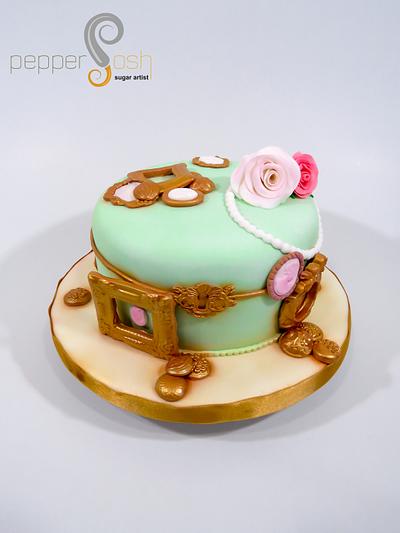Vintage Cake - Cake by Pepper Posh - Carla Rodrigues