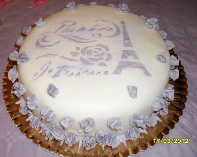 Paris - Cake by Alisha