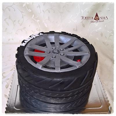 Sports tire Škoda - Cake by Tortolandia