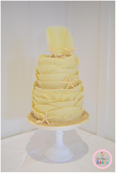 Seaside wedding - Cake by Dollybird Bakes