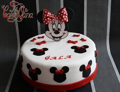 Minnie mouse <3 - Cake by cakesbyoana