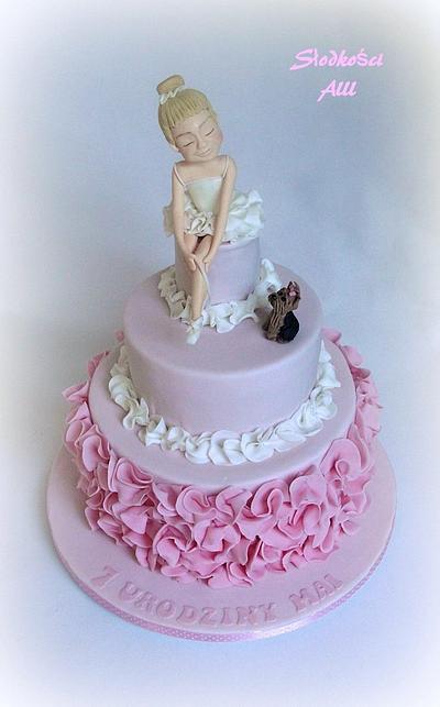 Ballerina Cake - Cake by Alll 