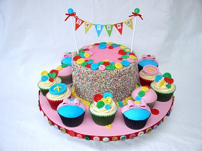 Buttons, buttons and more buttons! - Cake by Natalie King