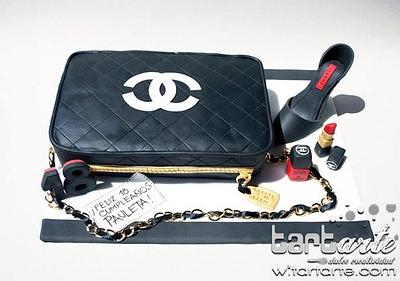 Chanel Bag Cake - Cake by TARTARTE