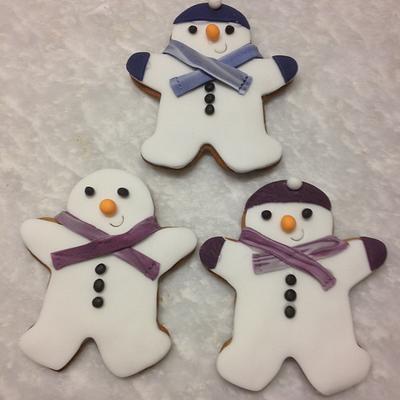 Snowmen Gingerbreads - Cake by Niknoknoos Cakery