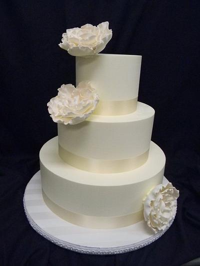 White Whimsical Flowers - Cake by Ester Siswadi