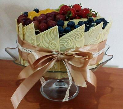 white chocolate fruit cake - Cake by Ellyys