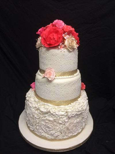 Flowers and ruffles - Cake by Joanne genders