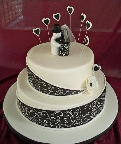 Black and white wedding cake - Cake by elisabethscakes