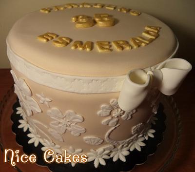 Vintage lace cake - Cake by Paula Rebelo