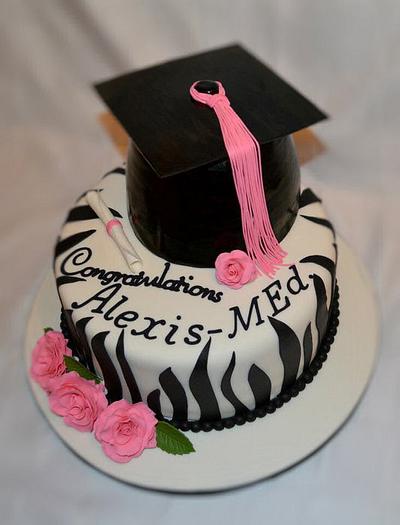 Graduation cake & roses - Cake by cakemomof5