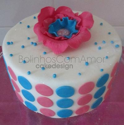 Cake Balls and Flower - Cake by Bolinhos com Amor 