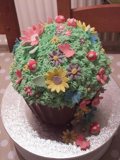garden giant cupcake - Cake by  Clare