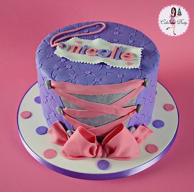 Nicolle - Cake by Dusty