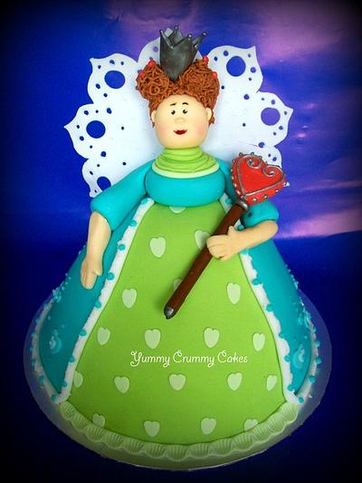 Queen of hearts - Cake by Yummy Crummy Cakes