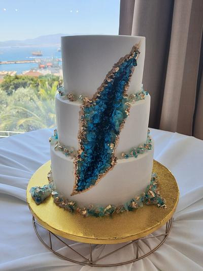 Geode cake - Cake by ClaudiaSugarSweet