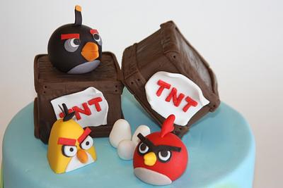 Angry Birds - Cake by Tracy Moran