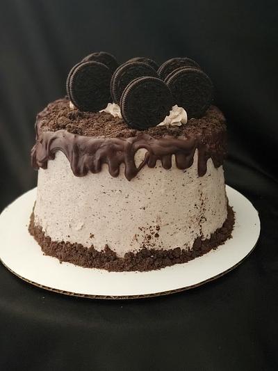 Cookies & Cream - Cake by Celene's Confections