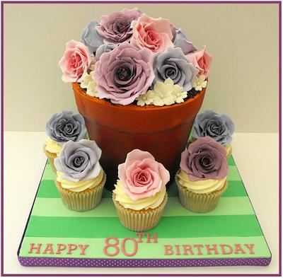Flowerpot of Roses - Cake by Gill W