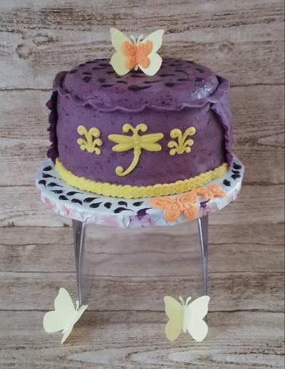 Definitely Purple - Cake by June ("Clarky's Cakes")