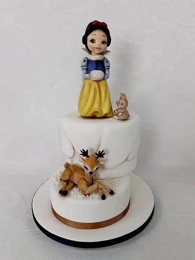 My Baby Snow White - Cake by Nicole Veloso