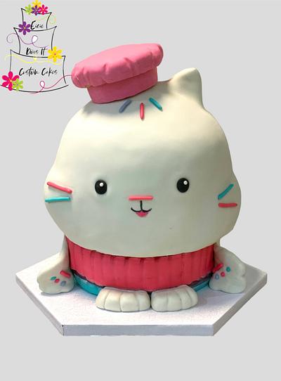 Cakey Cat Birthday Cake - Cake by Eicie Does It Custom Cakes