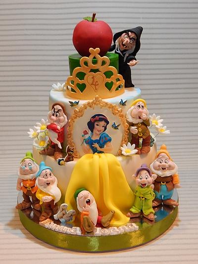 Snow White - Cake by Figurine Dulci Fondant
