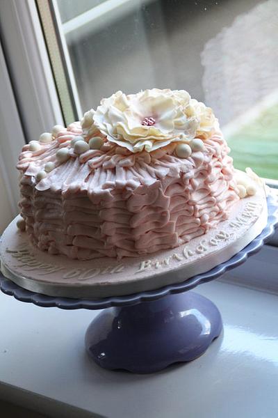 Last minute vintage birthday - Cake by Ballderdash & Bunting