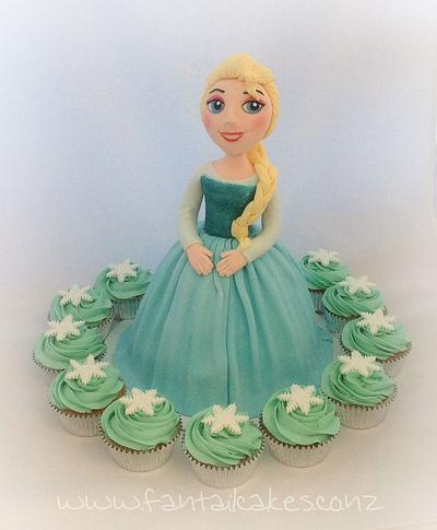 Elsa Doll Cake - Cake by Fantail Cakes