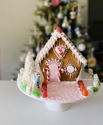 Gingerbread house 💕 - Cake by AlphacakesbyLoan 