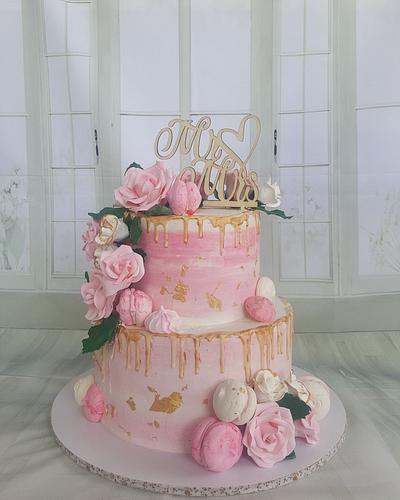 Pink romance - Cake by Karamelo Cakes & Pastries