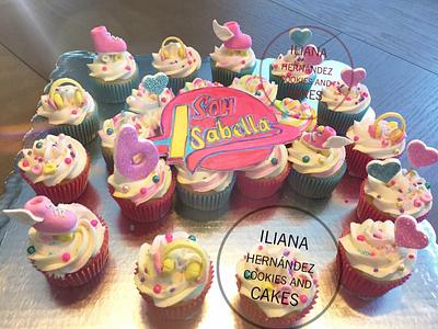 Yo soy luna cupcakes  - Cake by Iliana Hernandez