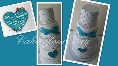 'Something blue' Wedding Cake. - Cake by Cake Your Day (Susana van Welbergen)