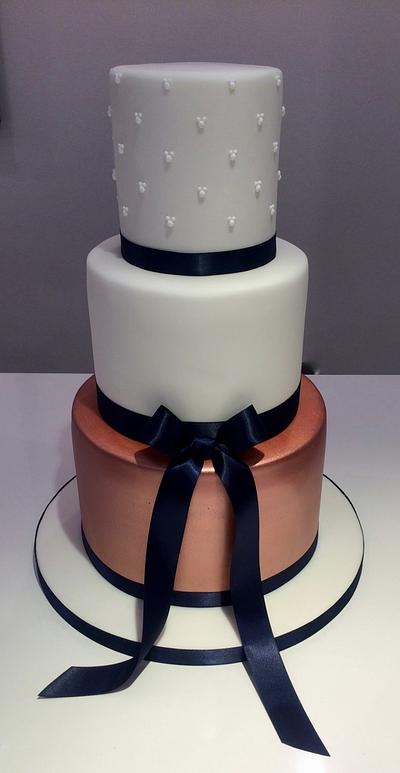 Copper Wedding Cake - Cake by TiersandTiaras
