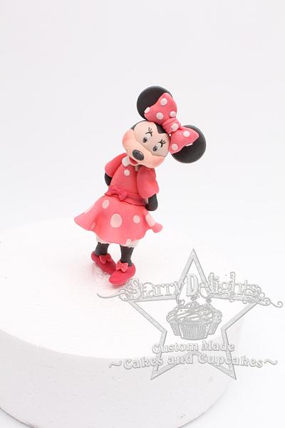 Minie Mouse - Cake by Starry Delights