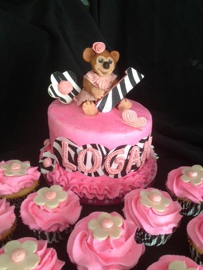 1st birthday - Cake by monica