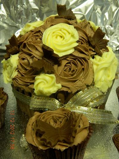 giant chocolate cupcake - Cake by chris