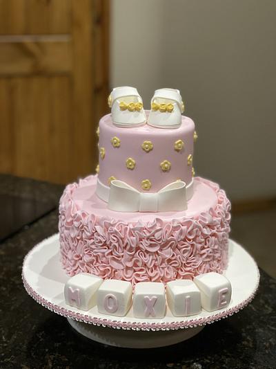 Baby shower cake with scrunching ruffles - Cake by Cakes For Fun