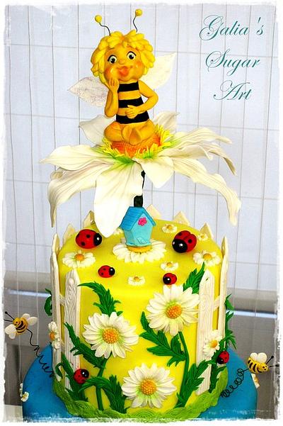 Cake Maya Bee - Cake by Galya's Art 